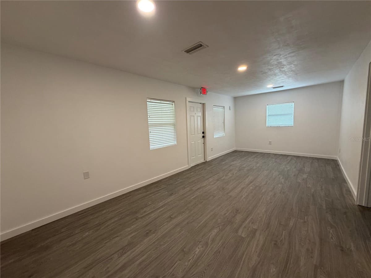 683 COURT STREET — photo 14 of 33