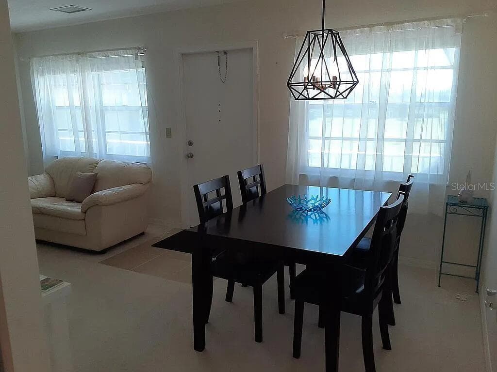 94 SPRING LAKE DRIVE — photo 8 of 18