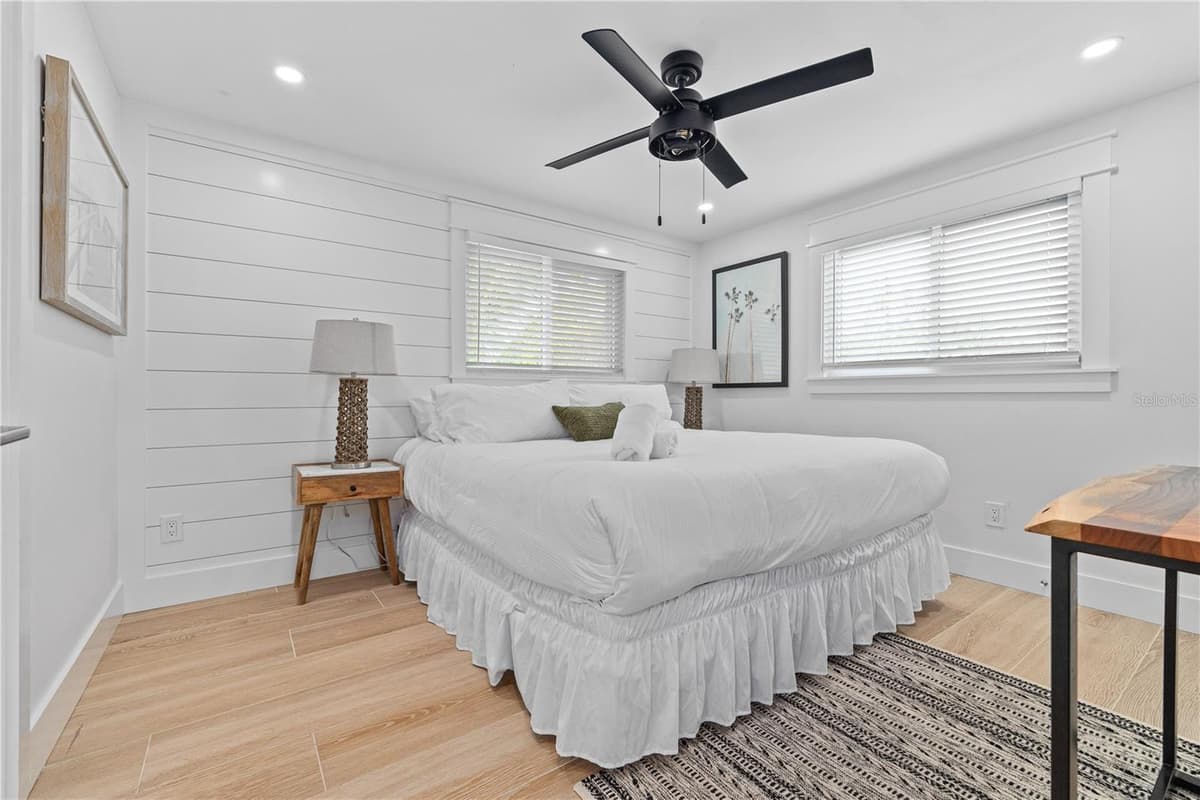 228 GLADIOLUS STREET — photo 19 of 28