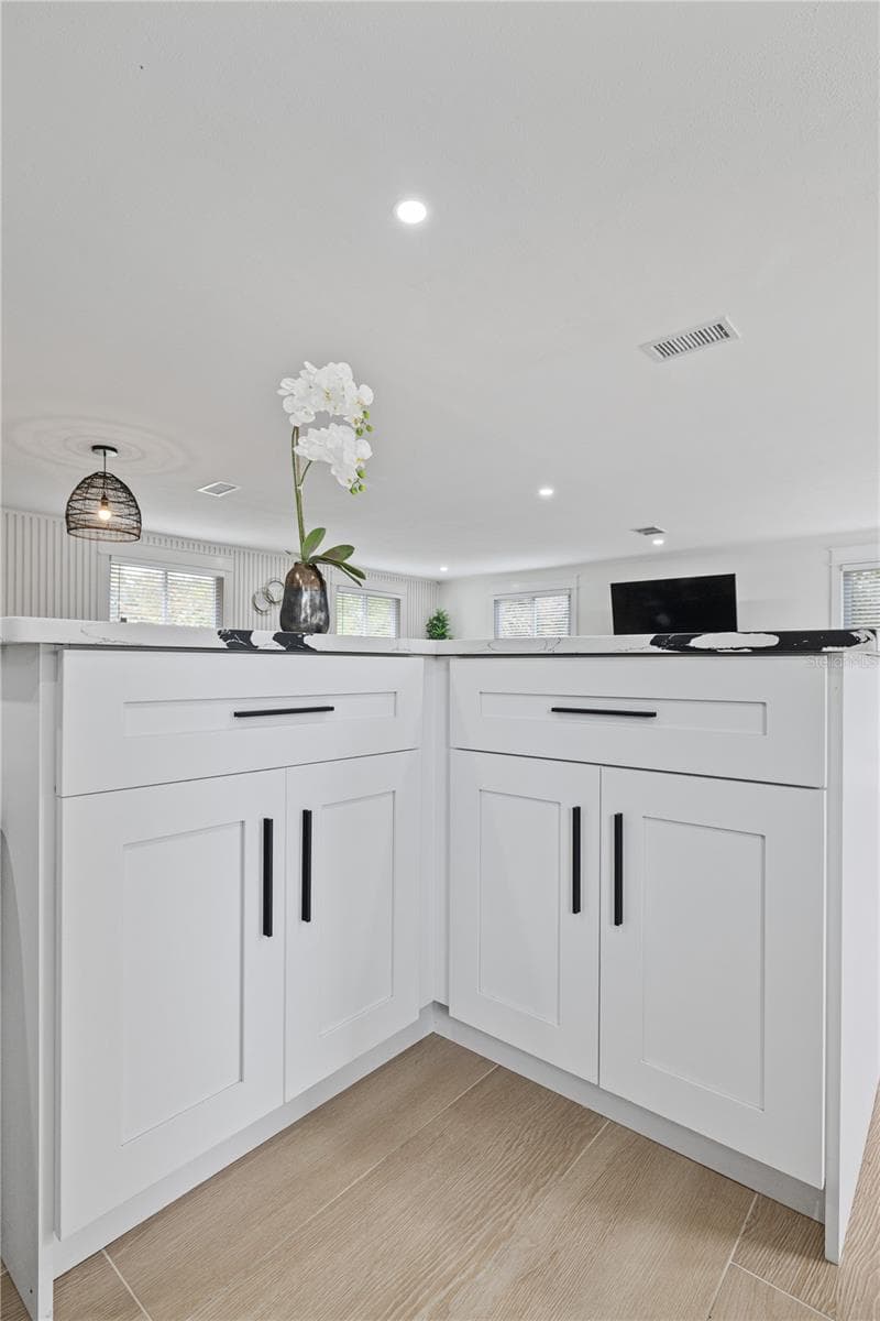 228 GLADIOLUS STREET — photo 16 of 28