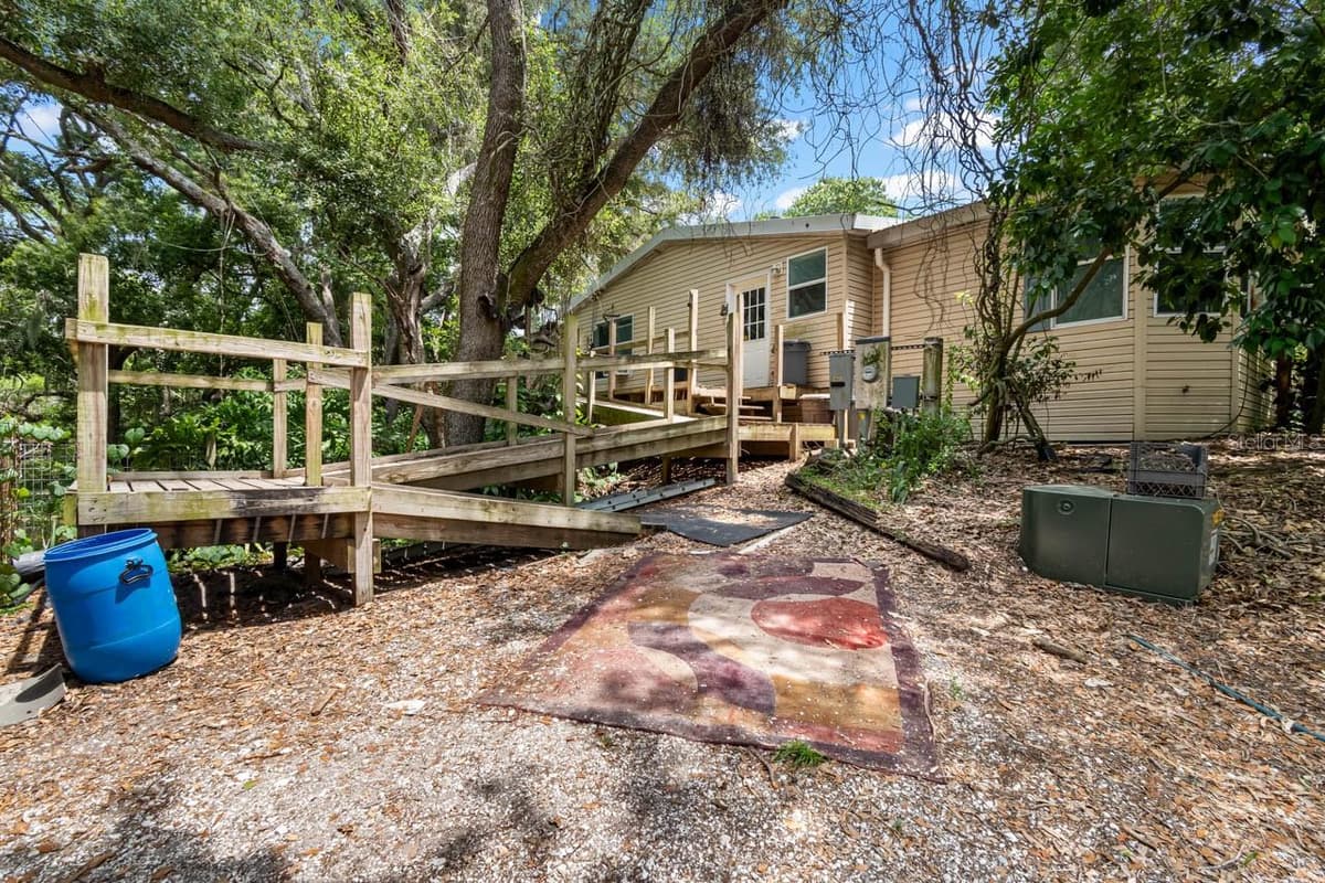 12730 BULLFROG CREEK ROAD — photo 12 of 41