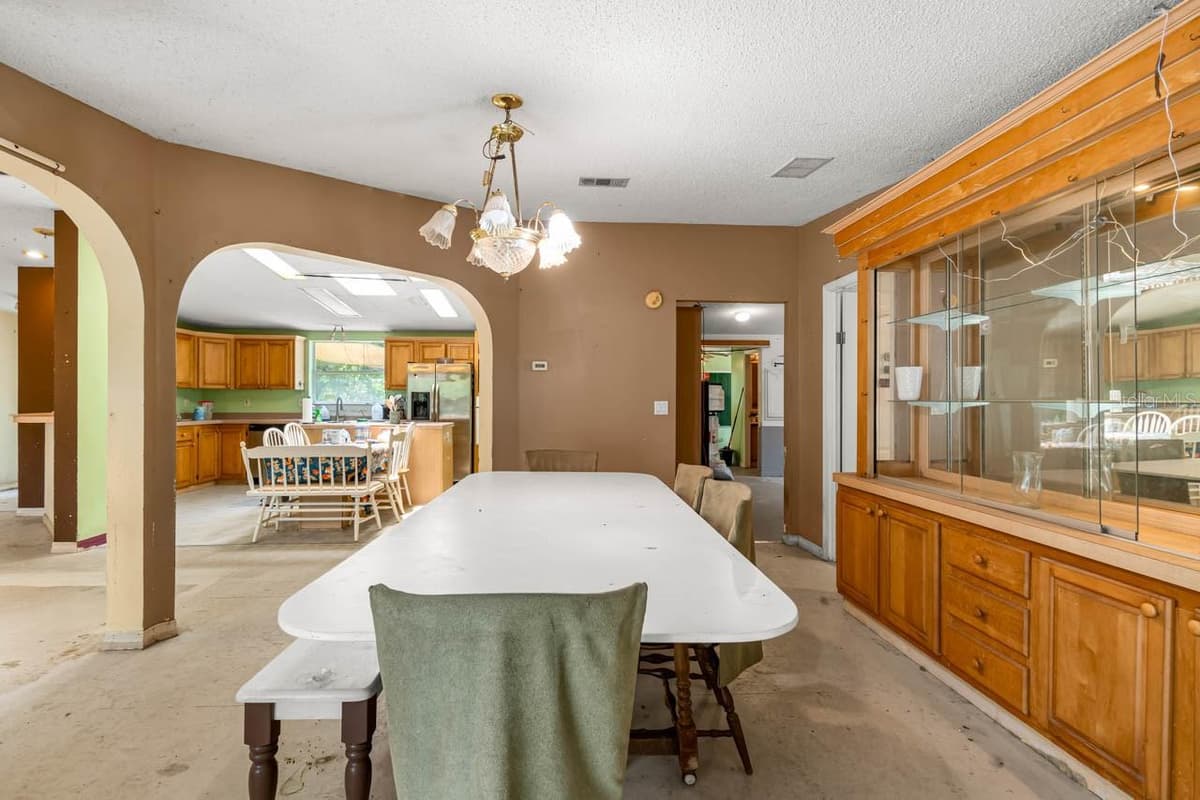 12730 BULLFROG CREEK ROAD — photo 18 of 41