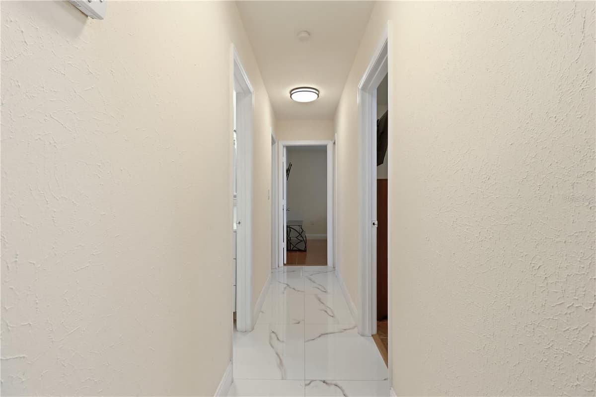 67 COVE ROAD — photo 18 of 36