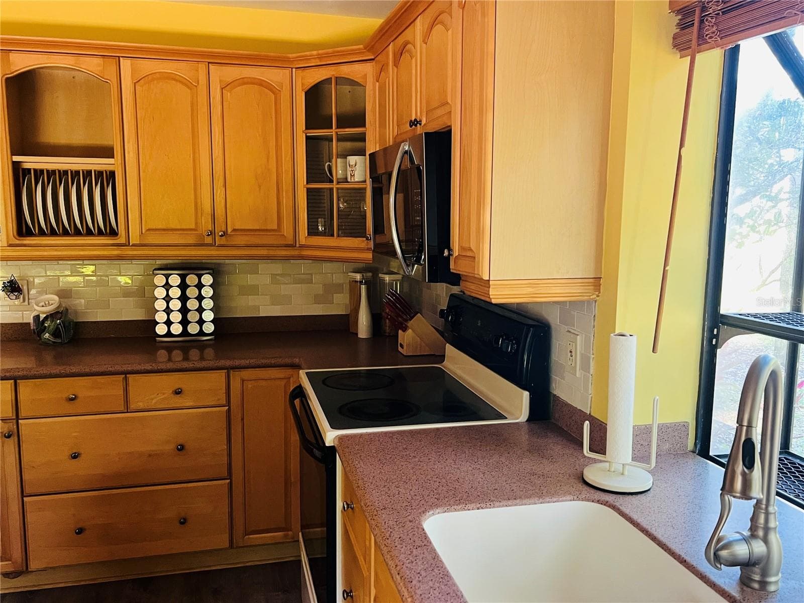 1721 LAKE CYPRESS DRIVE — photo 11 of 34