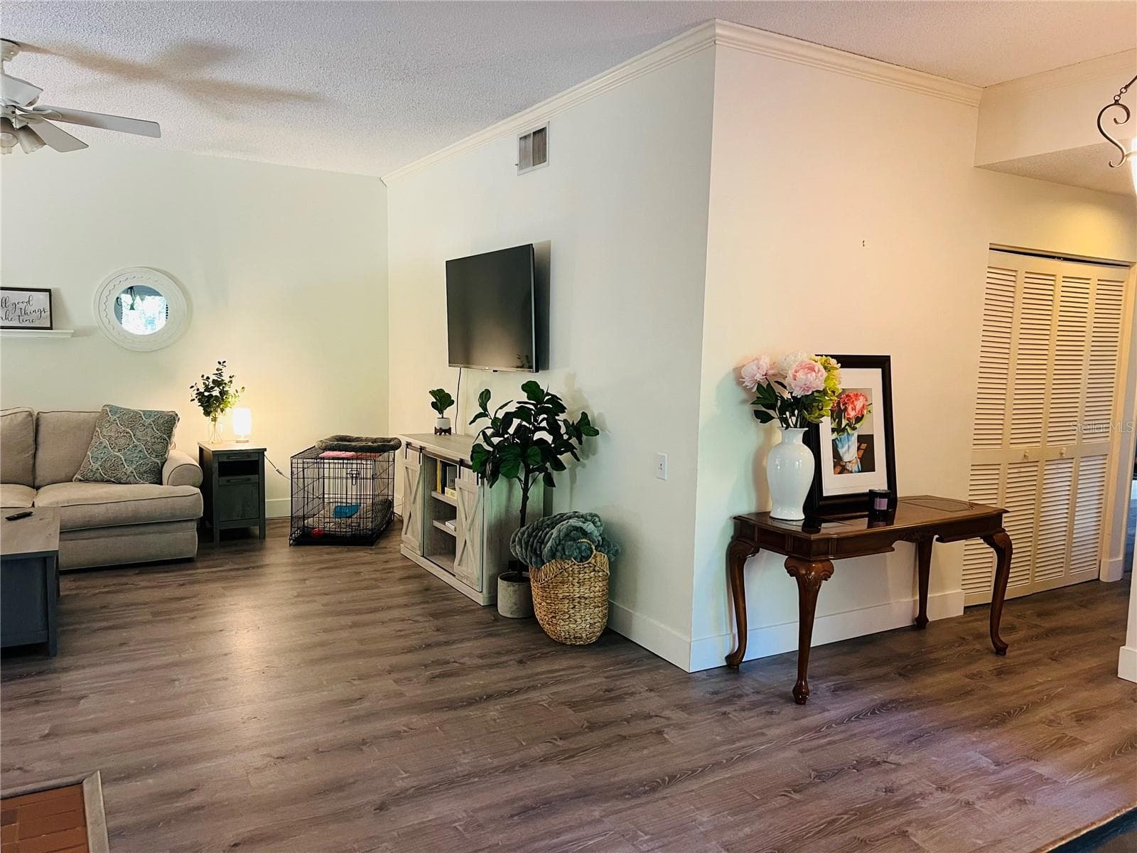 1721 LAKE CYPRESS DRIVE — photo 5 of 34