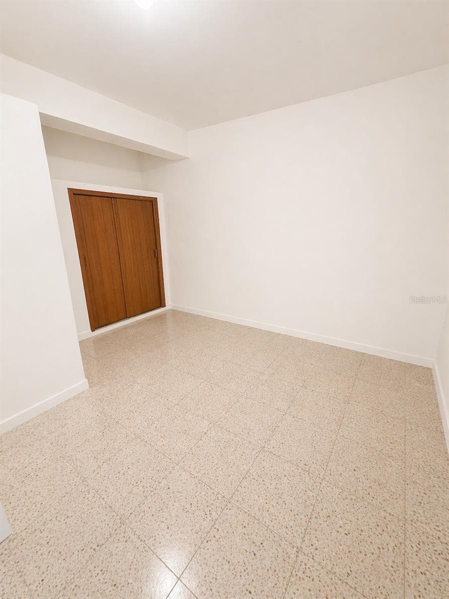 R517 COLLORES WARD — photo 6 of 13