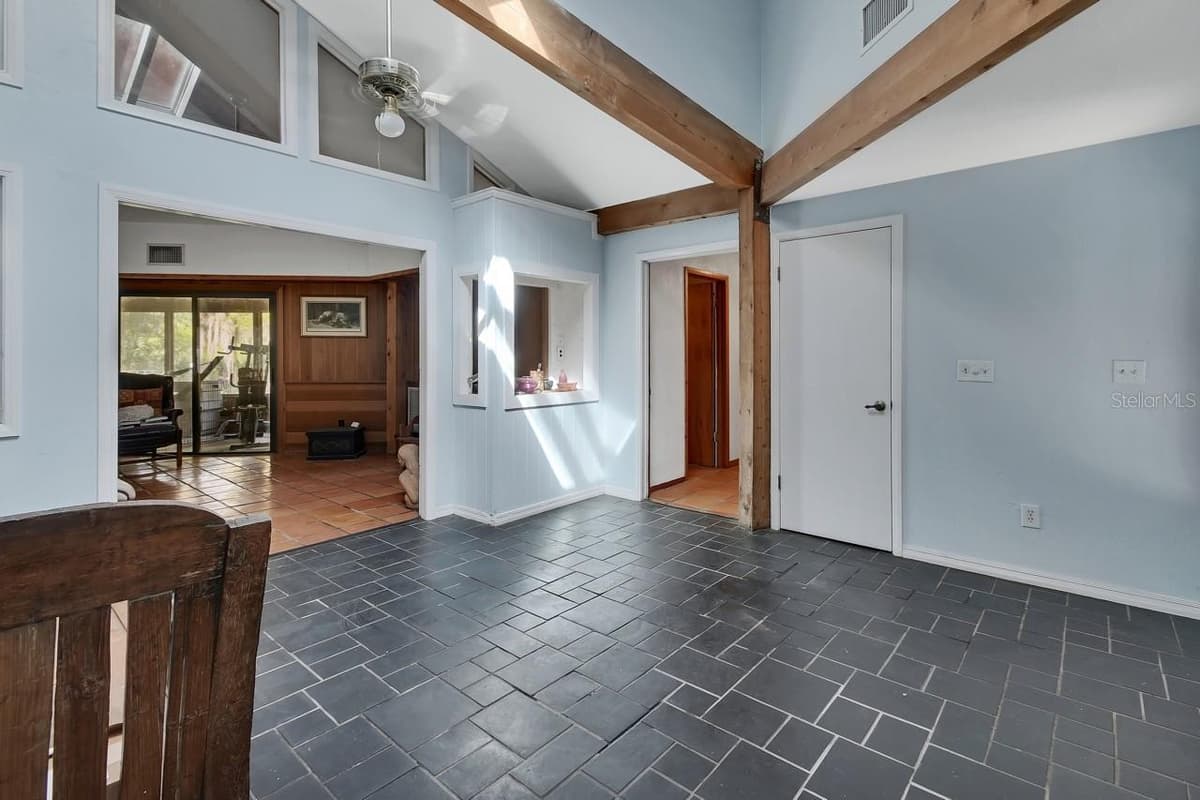 175 BAYWOOD DRIVE — photo 6 of 36