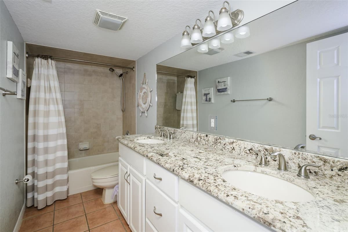 4421 ATLANTIC AVENUE — photo 14 of 25