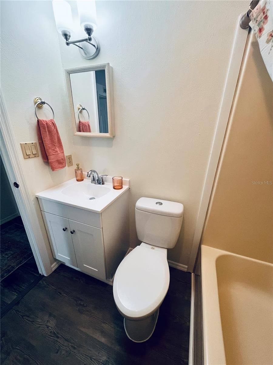 1616 SCHWARTZ BOULEVARD — photo 26 of 44