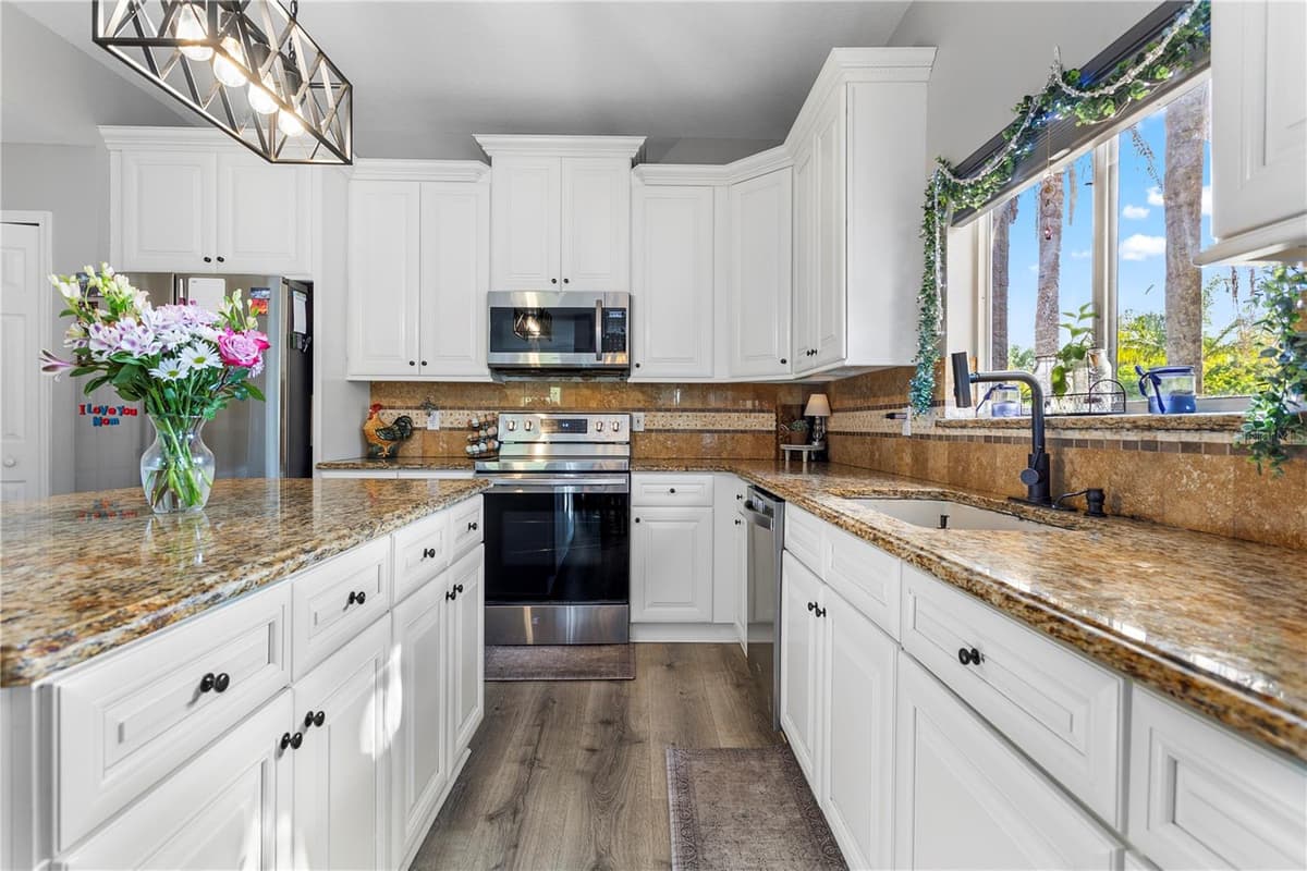 1140 GALLANT FOX WAY — photo 7 of 52