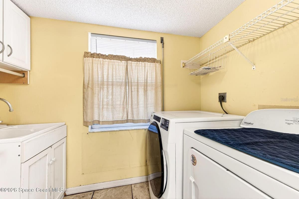 580 BREVARD AVENUE — photo 18 of 29