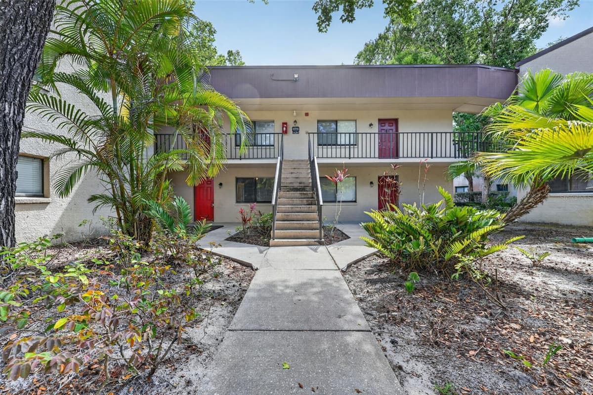 11715 RAINTREE VILLAGE BOULEVARD — photo 1 of 30