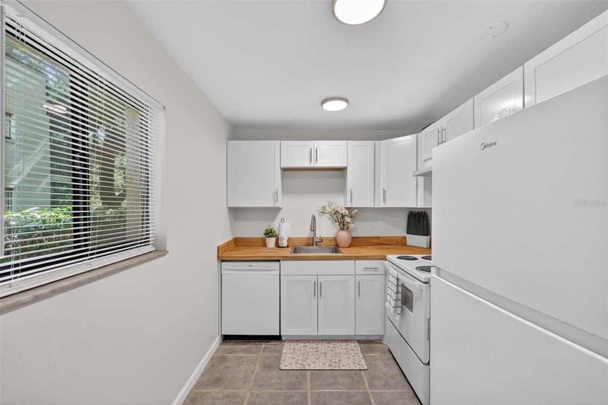 11715 RAINTREE VILLAGE BOULEVARD — photo 4 of 30