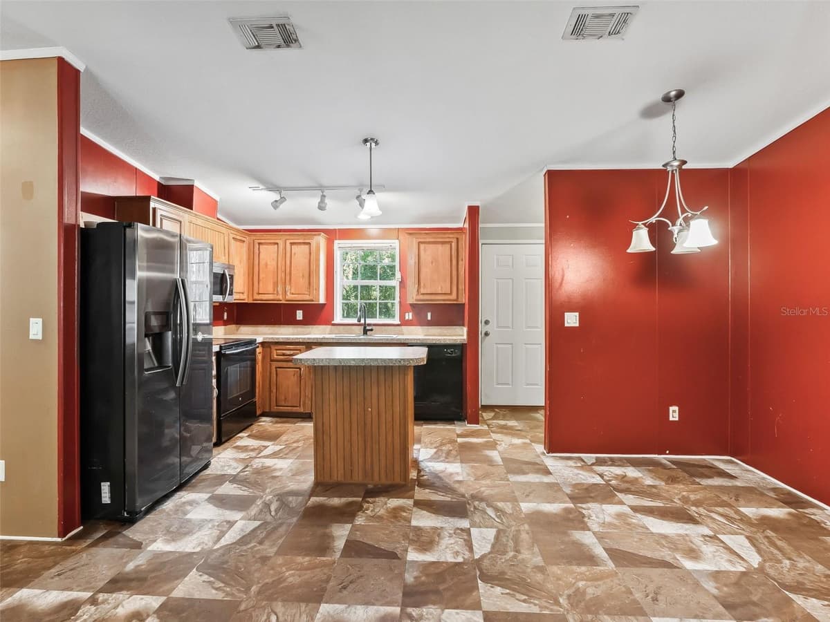 3861 CR 519 — photo 8 of 28