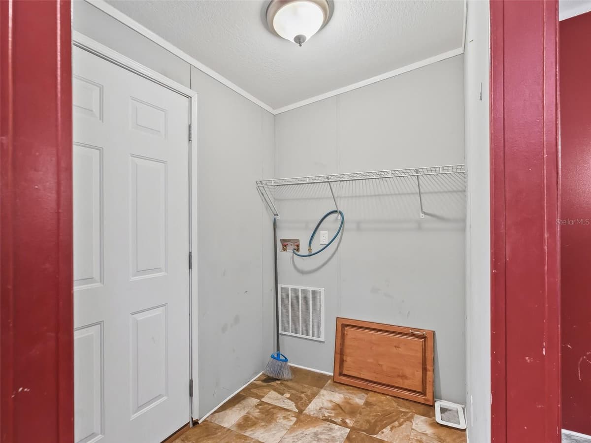 3861 CR 519 — photo 21 of 28