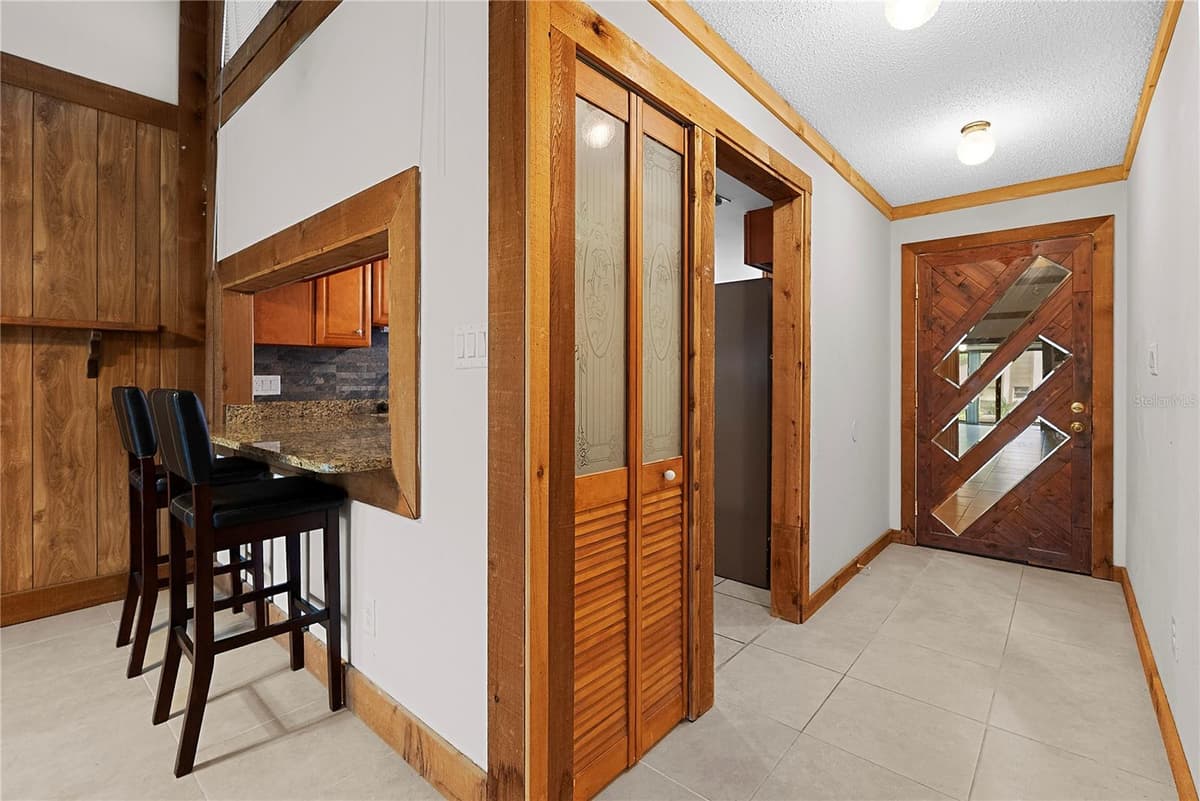 497 MEADOWOOD BOULEVARD — photo 3 of 30