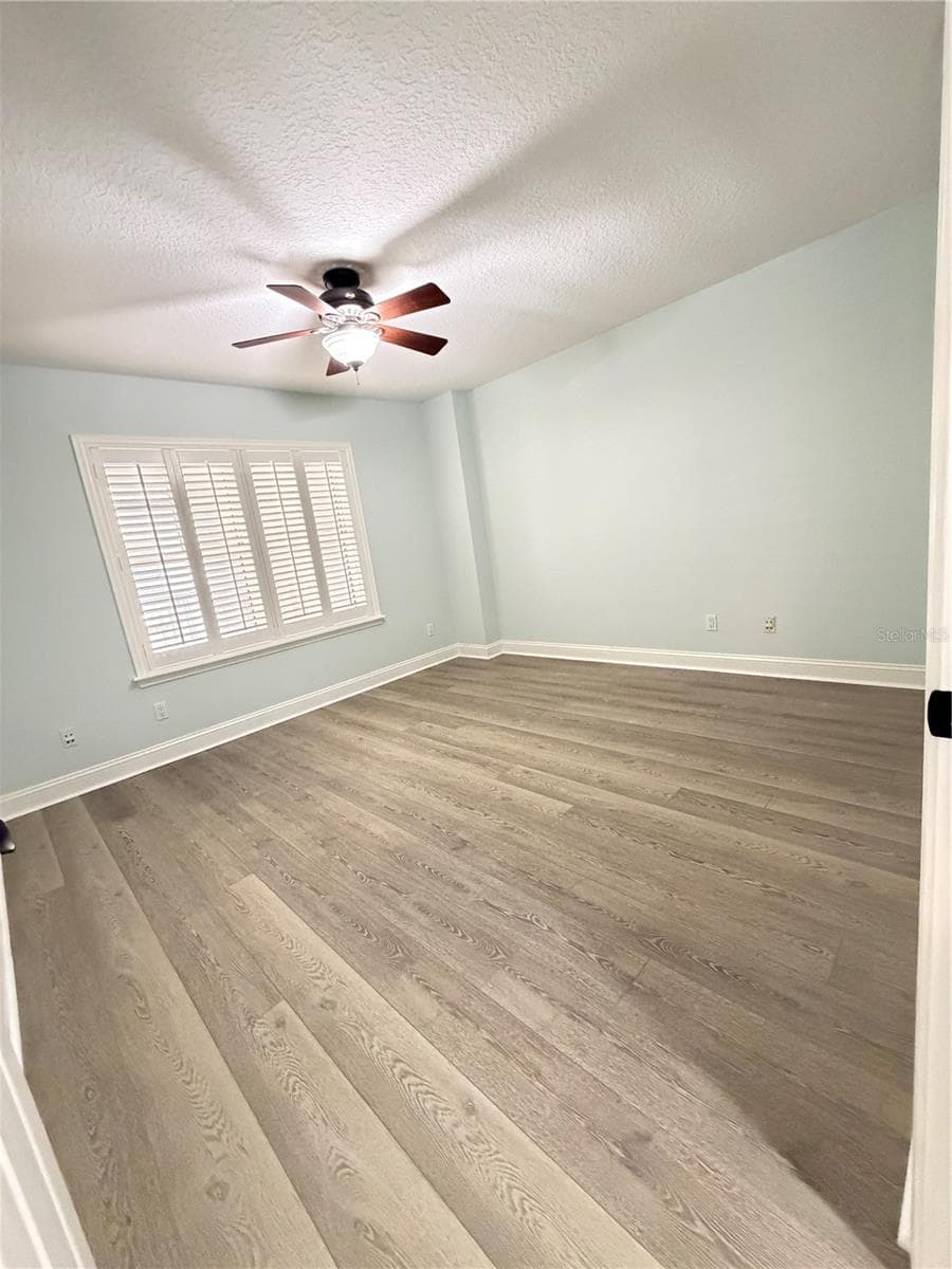 4670 LINKS VILLAGE DRIVE — photo 18 of 41