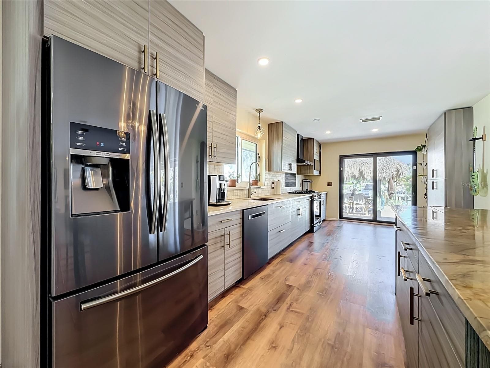 2162 VINA DEL MAR BOULEVARD — photo 16 of 92