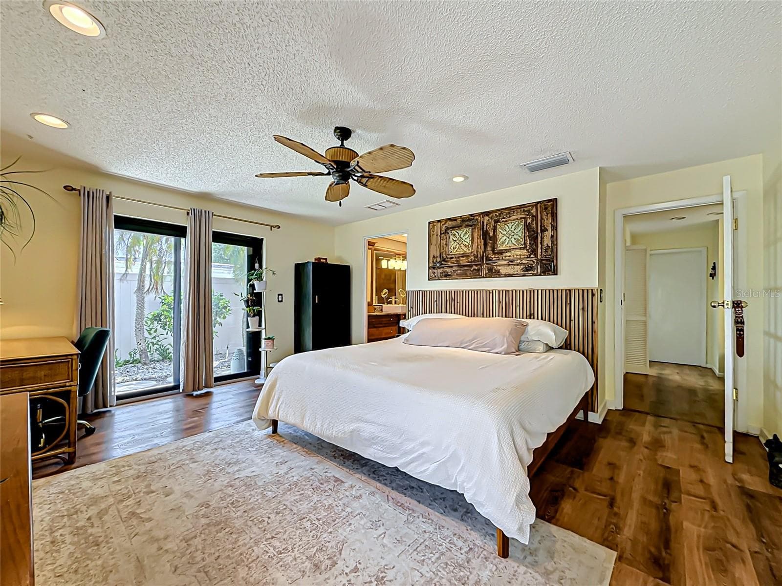 2162 VINA DEL MAR BOULEVARD — photo 30 of 92