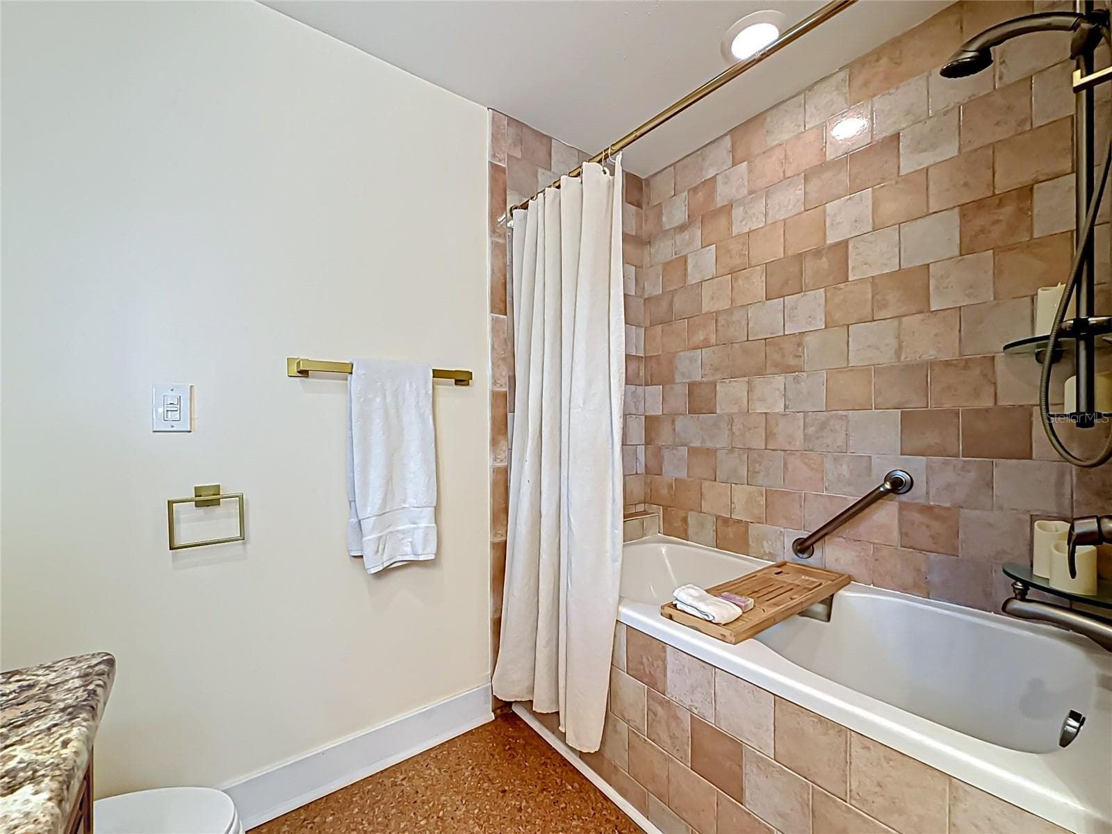 2162 VINA DEL MAR BOULEVARD — photo 35 of 92