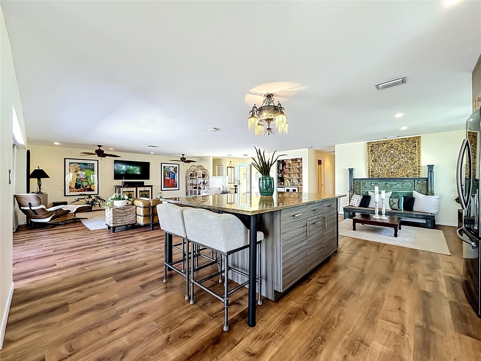 2162 VINA DEL MAR BOULEVARD — photo 20 of 92