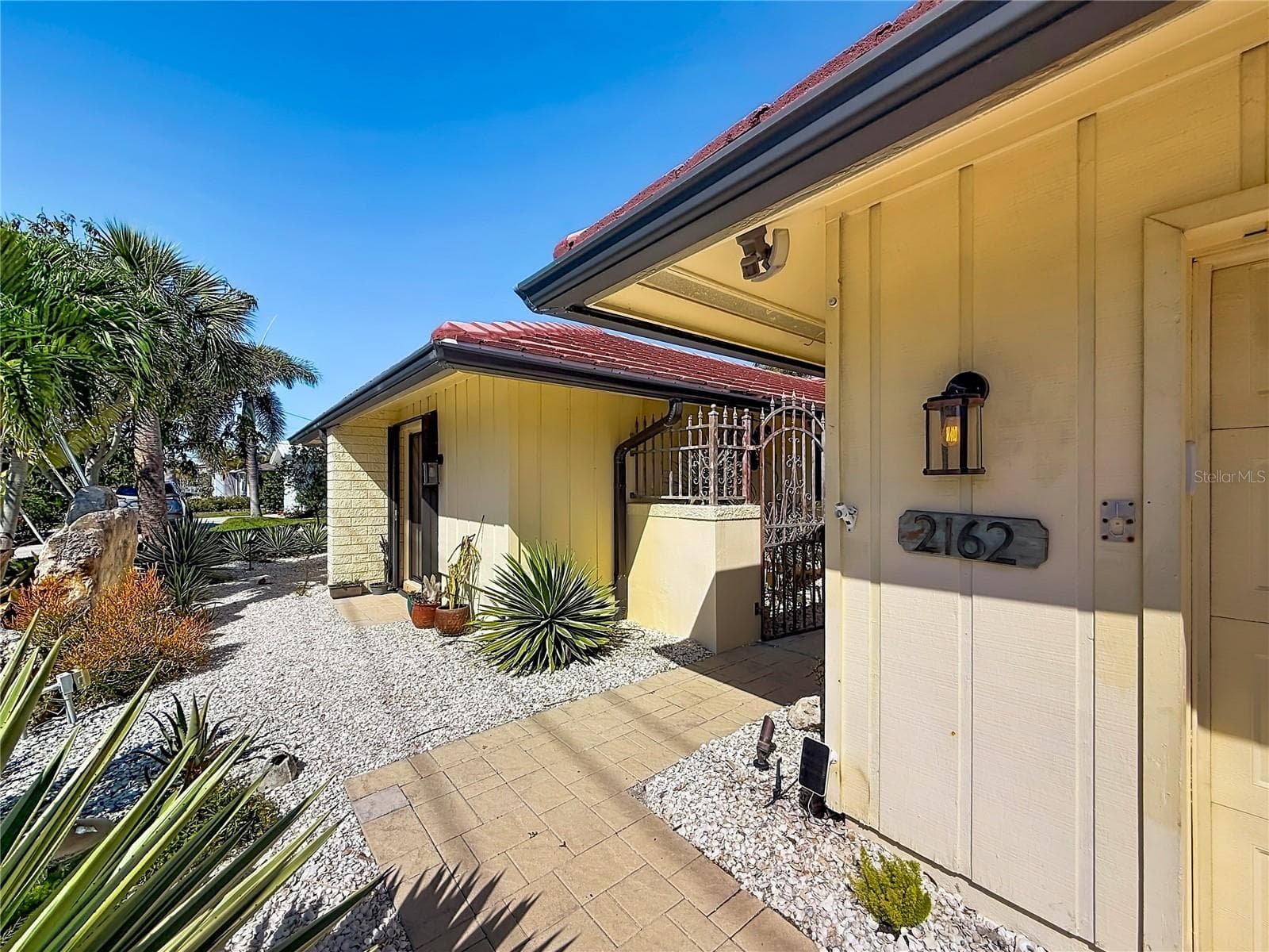 2162 VINA DEL MAR BOULEVARD — photo 8 of 92