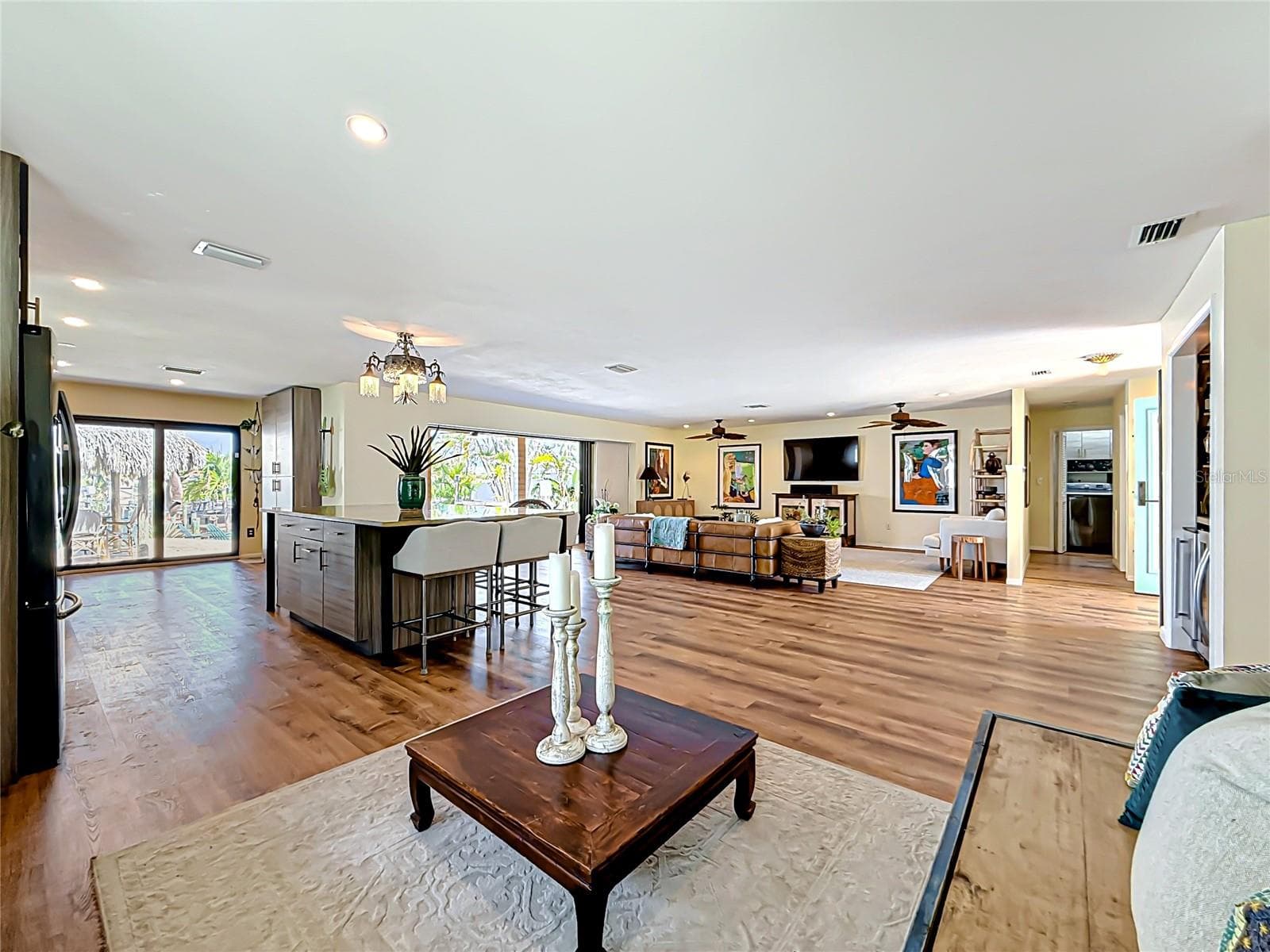 2162 VINA DEL MAR BOULEVARD — photo 15 of 92