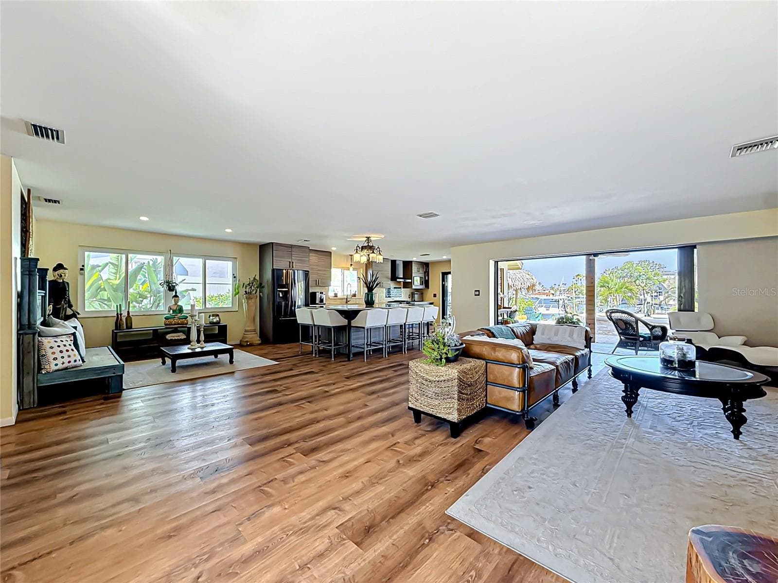 2162 VINA DEL MAR BOULEVARD — photo 27 of 92