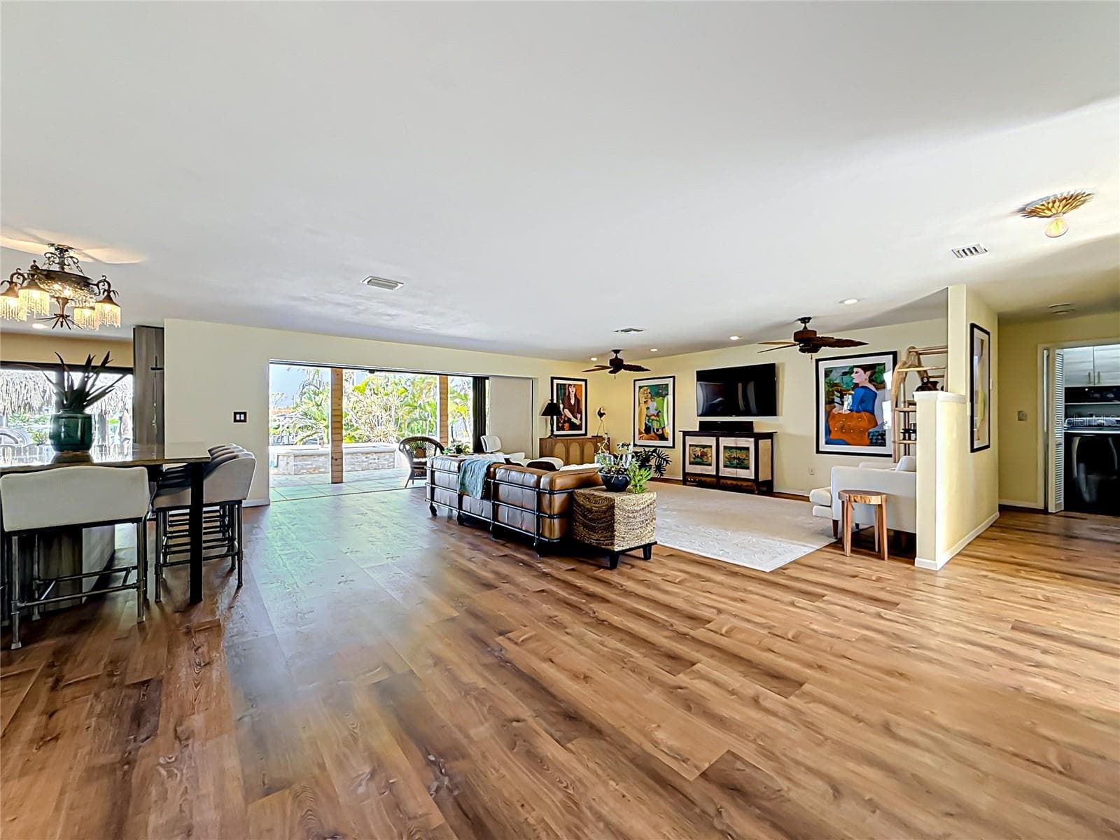 2162 VINA DEL MAR BOULEVARD — photo 13 of 92