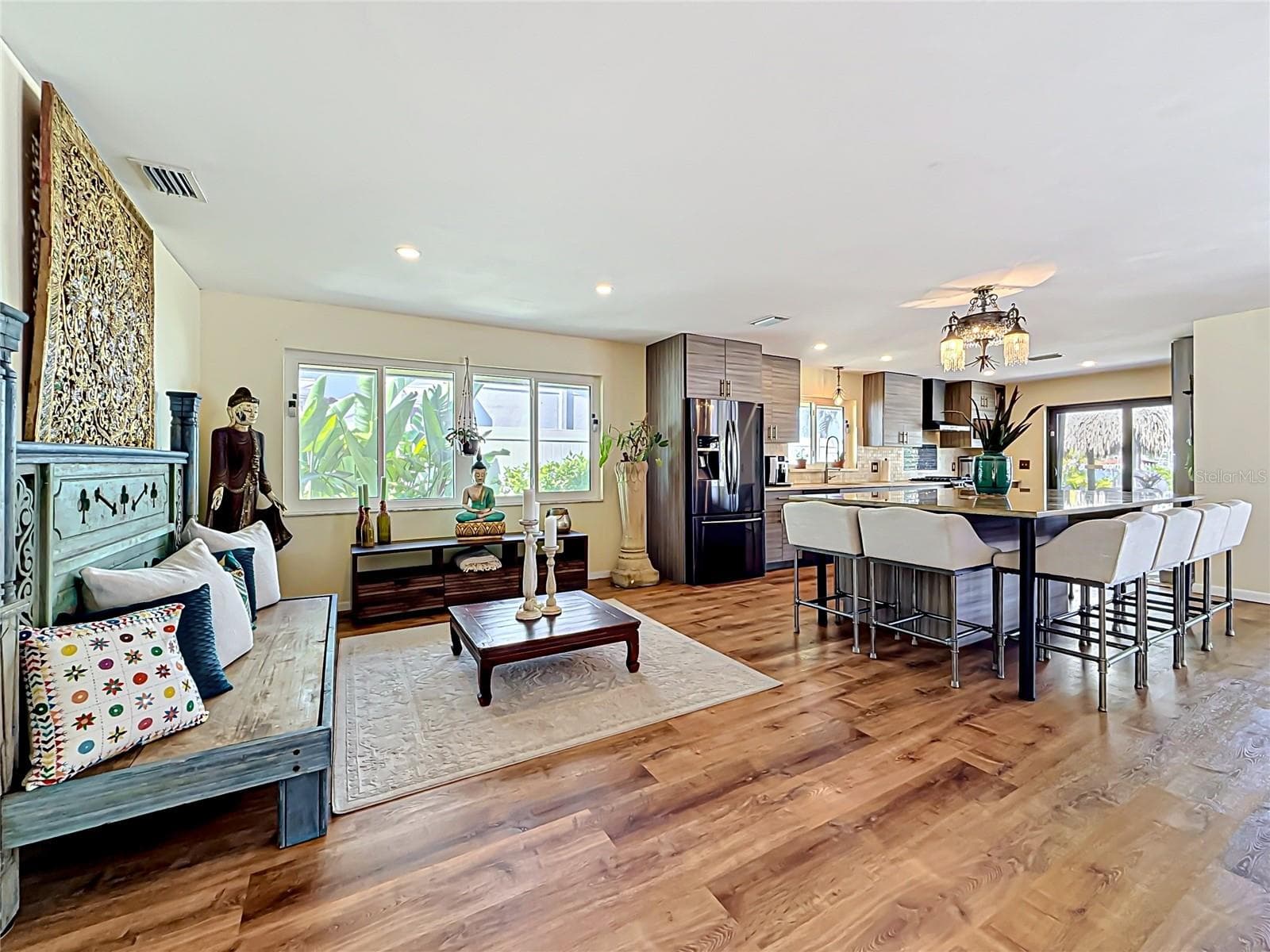 2162 VINA DEL MAR BOULEVARD — photo 14 of 92