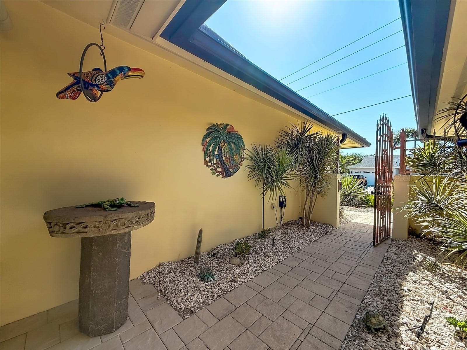 2162 VINA DEL MAR BOULEVARD — photo 12 of 92