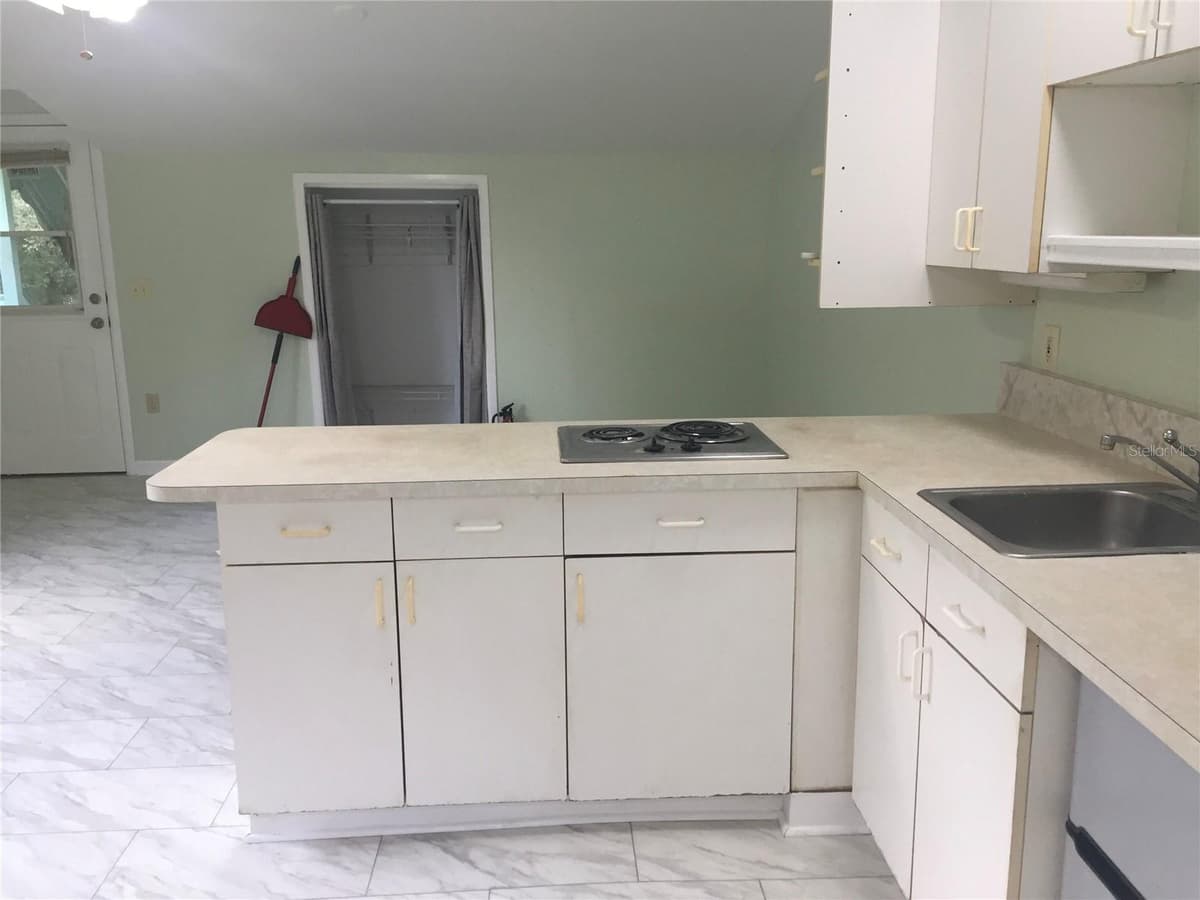 360 LAKEVIEW DRIVE — photo 16 of 17