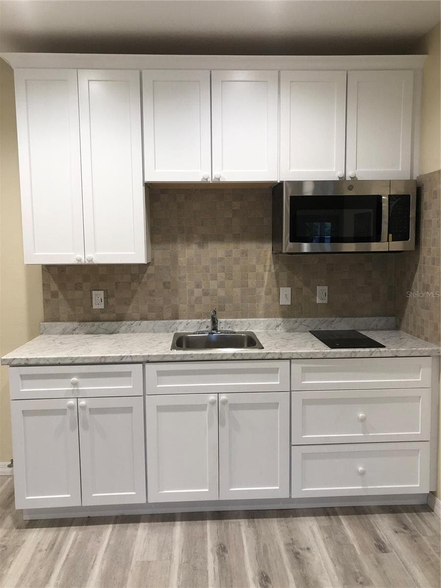 360 LAKEVIEW DRIVE — photo 14 of 17