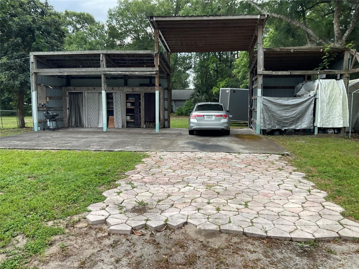 360 LAKEVIEW DRIVE — photo 5 of 17