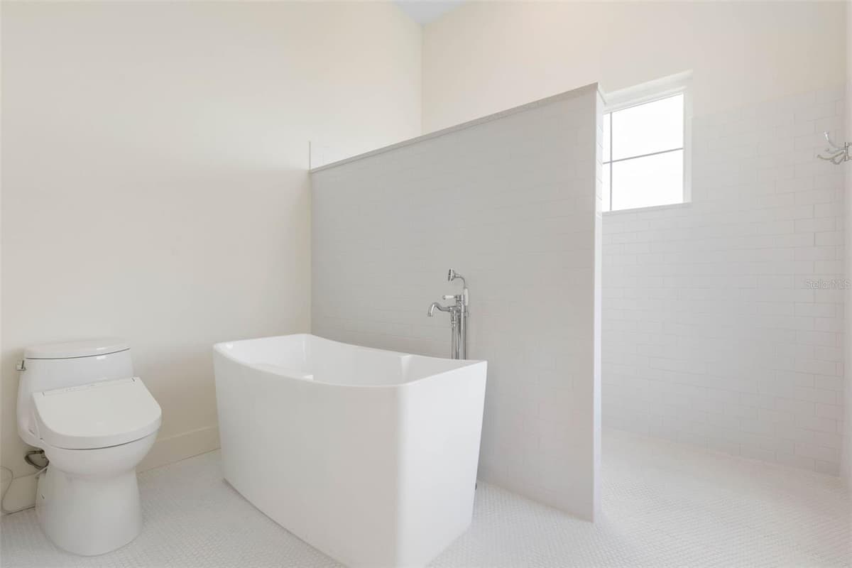 546 CINNAMON BEACH LANE — photo 30 of 86
