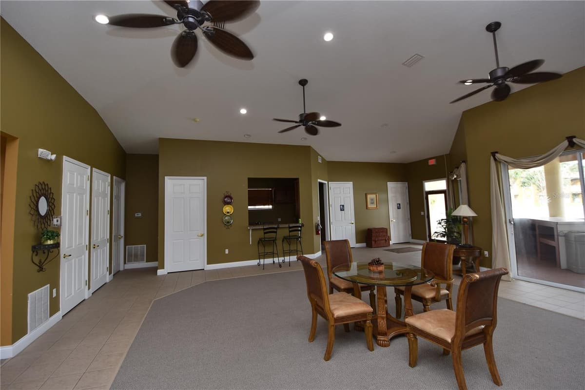4600 MOODY BOULEVARD — photo 38 of 52
