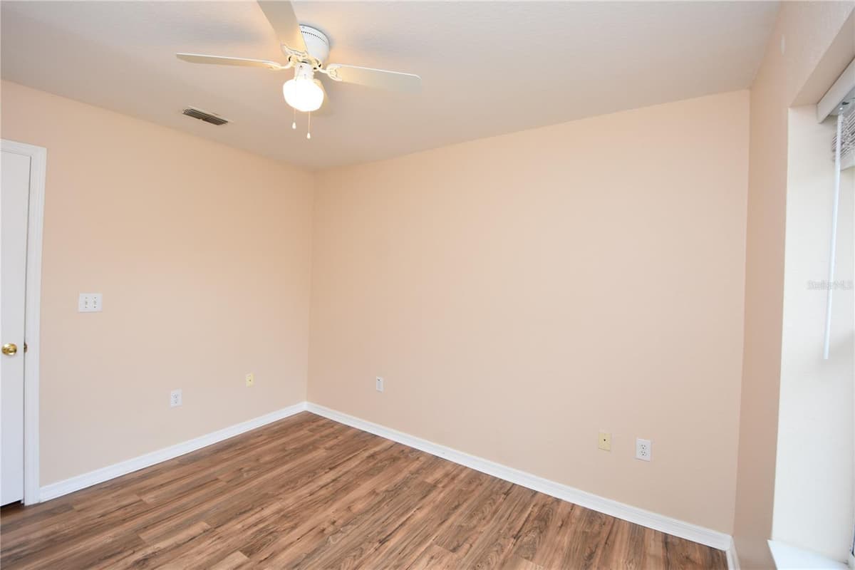 4600 MOODY BOULEVARD — photo 32 of 52