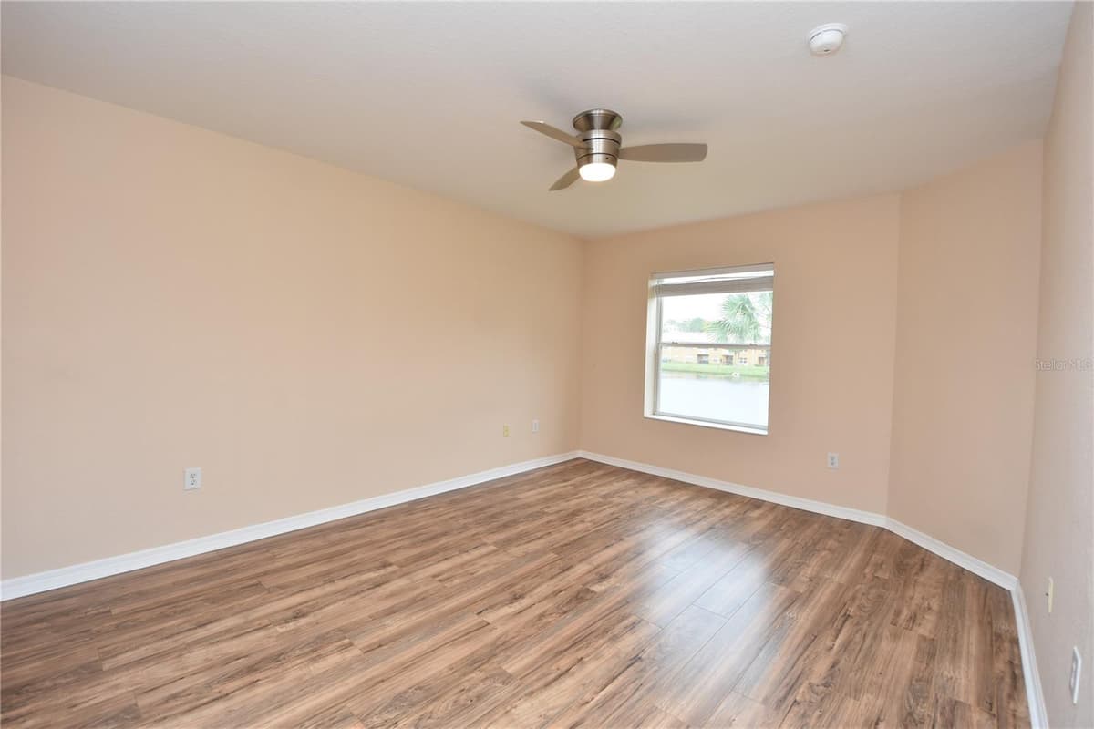 4600 MOODY BOULEVARD — photo 21 of 52