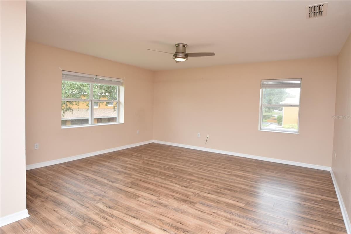4600 MOODY BOULEVARD — photo 9 of 52