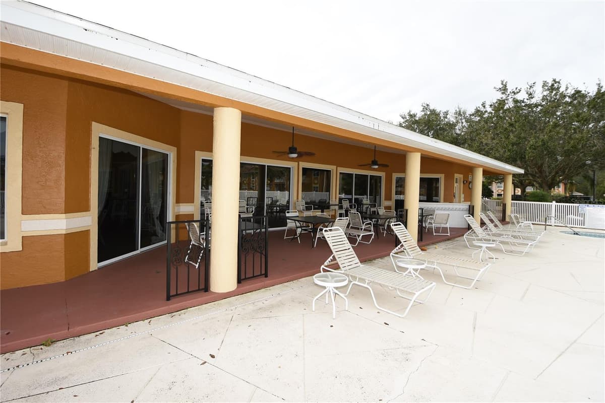 4600 MOODY BOULEVARD — photo 46 of 52
