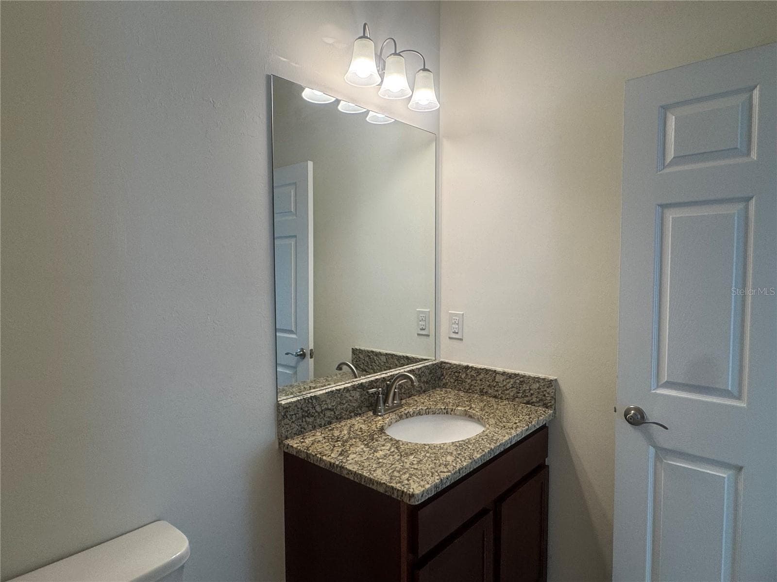 108 BOXWOOD LANE — photo 16 of 21