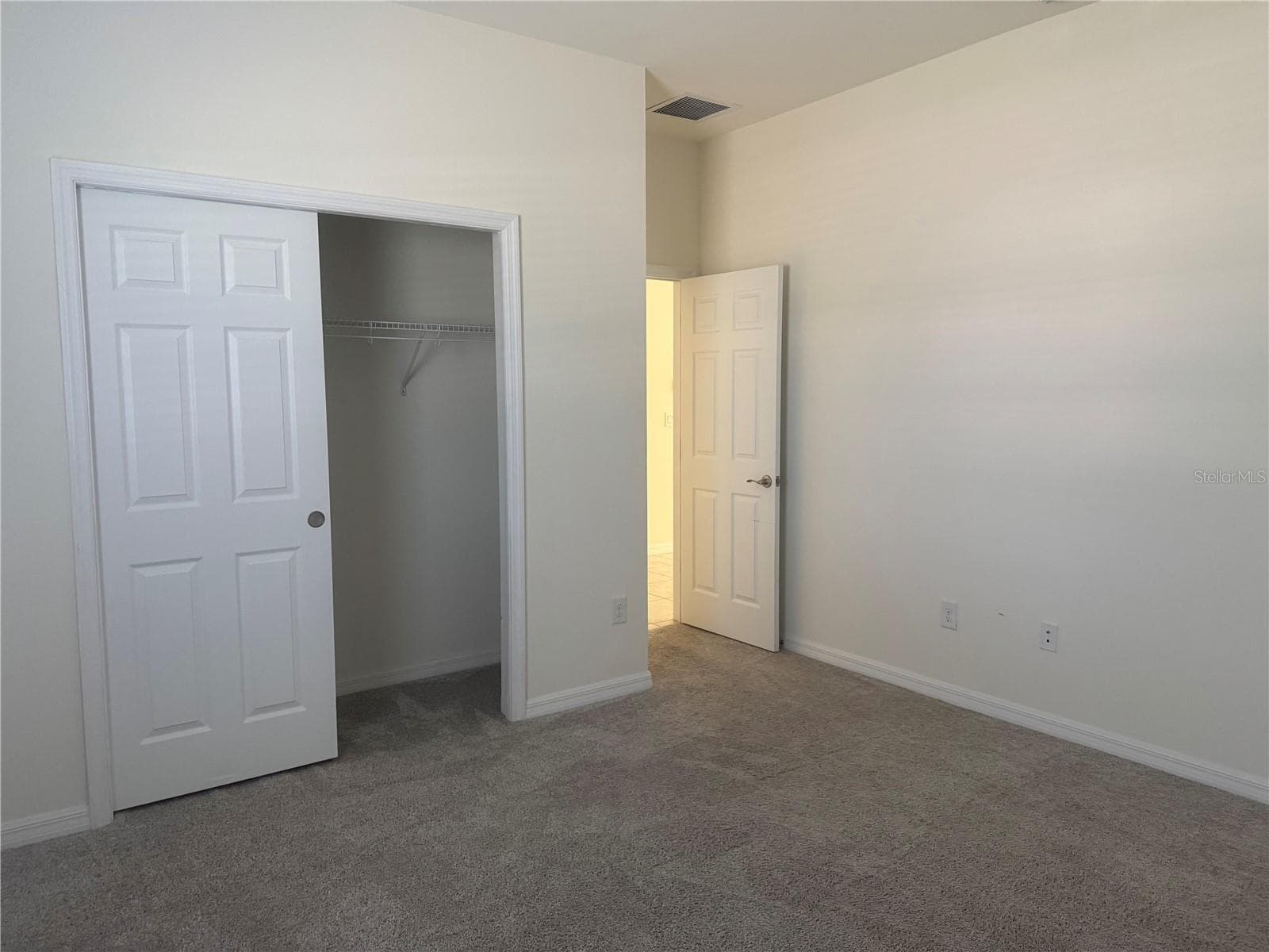 108 BOXWOOD LANE — photo 14 of 21