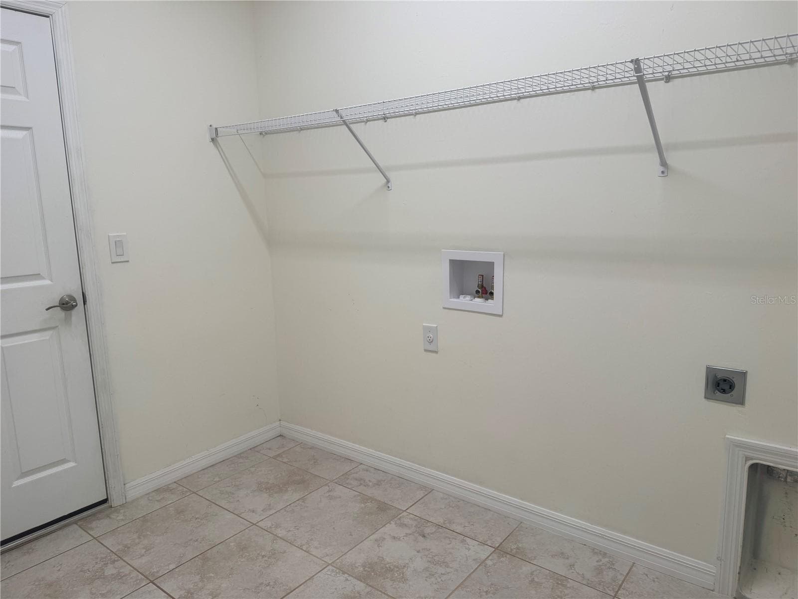 108 BOXWOOD LANE — photo 18 of 21