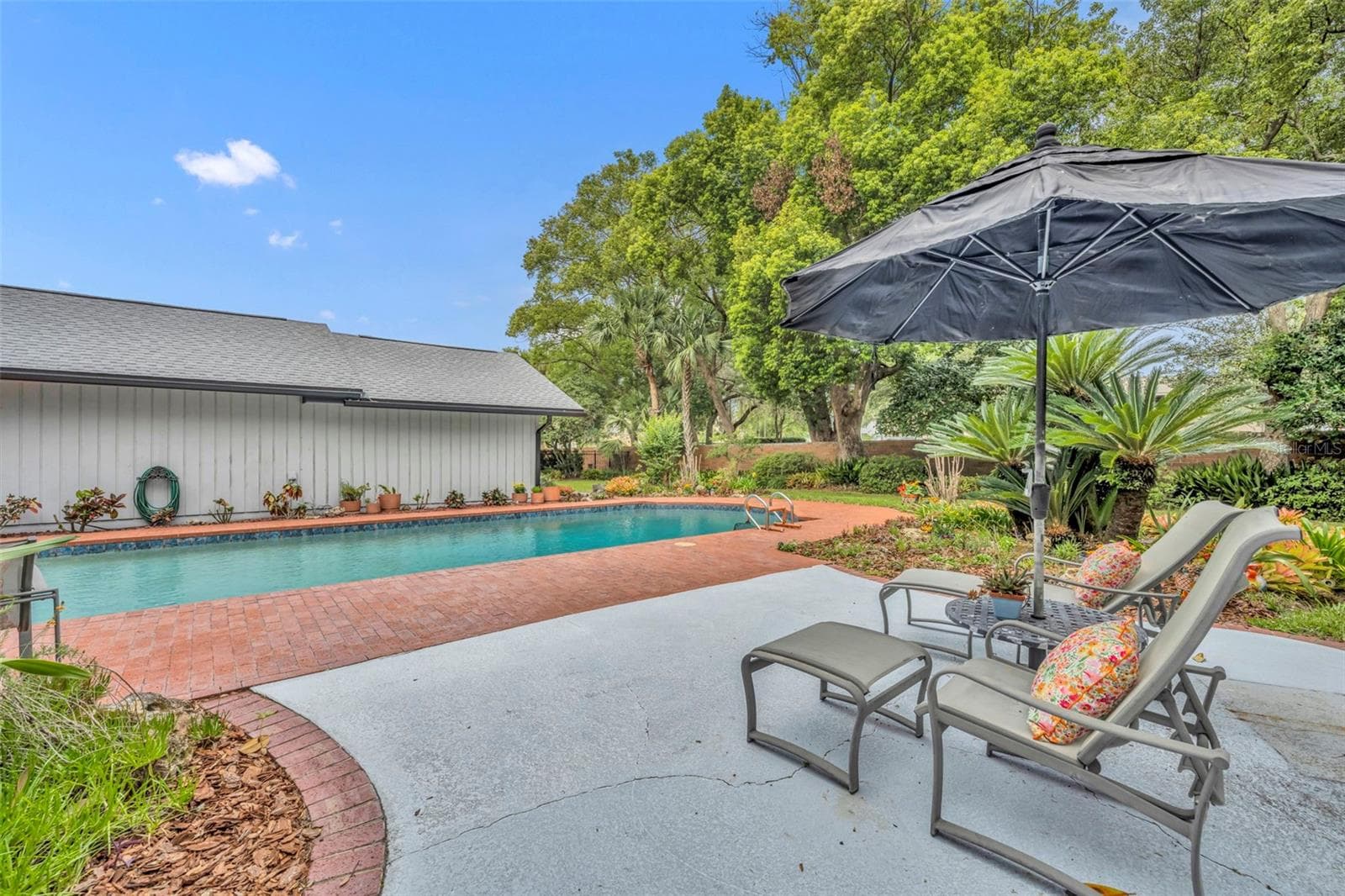 1001 VERSAILLES COURT — photo 42 of 53