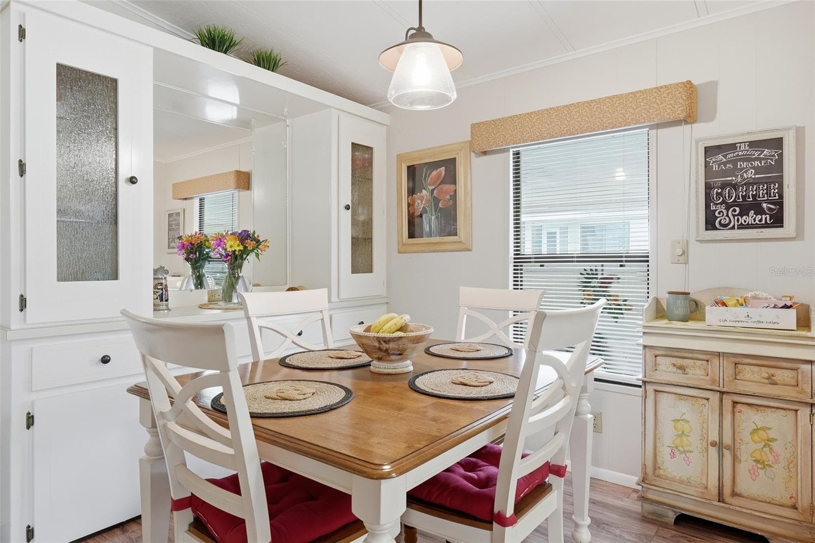 111 WINTERBERRY AVENUE — photo 12 of 28