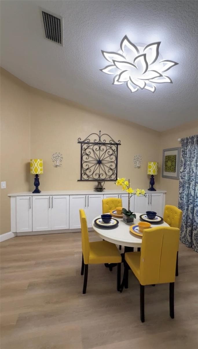 8780 DERBY OAKS DRIVE — photo 15 of 16