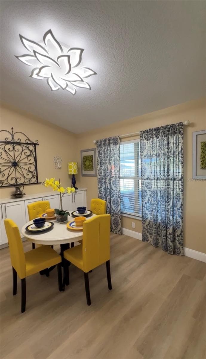 8780 DERBY OAKS DRIVE — photo 11 of 16