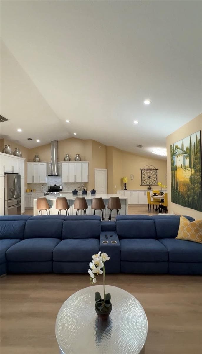 8780 DERBY OAKS DRIVE — photo 8 of 16
