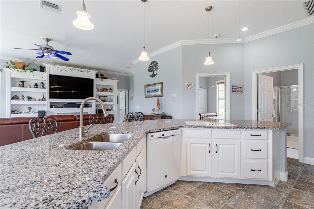 25101 TURKEY LAKE ROAD — photo 18 of 58
