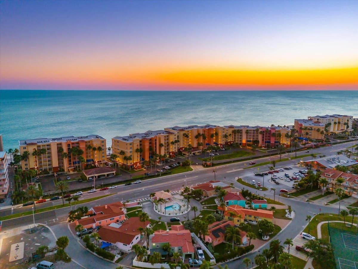 16500 GULF BOULEVARD — photo 44 of 45
